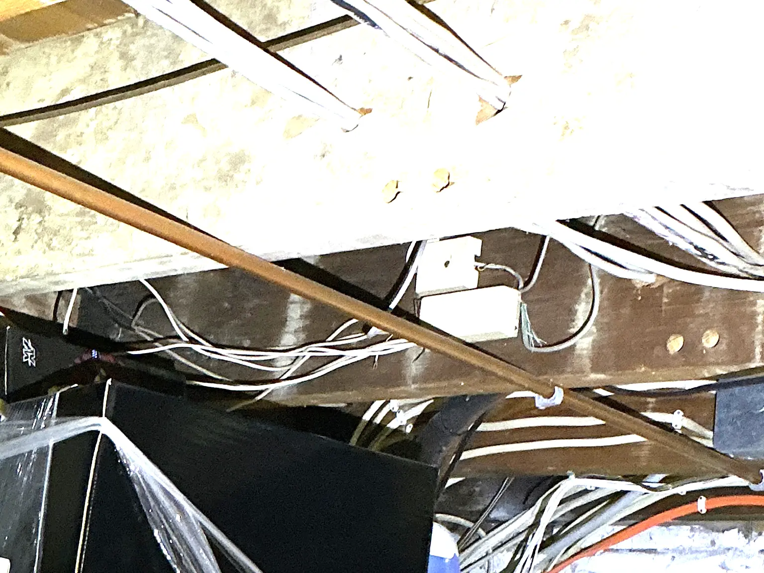 Mold inspection in Westlake.